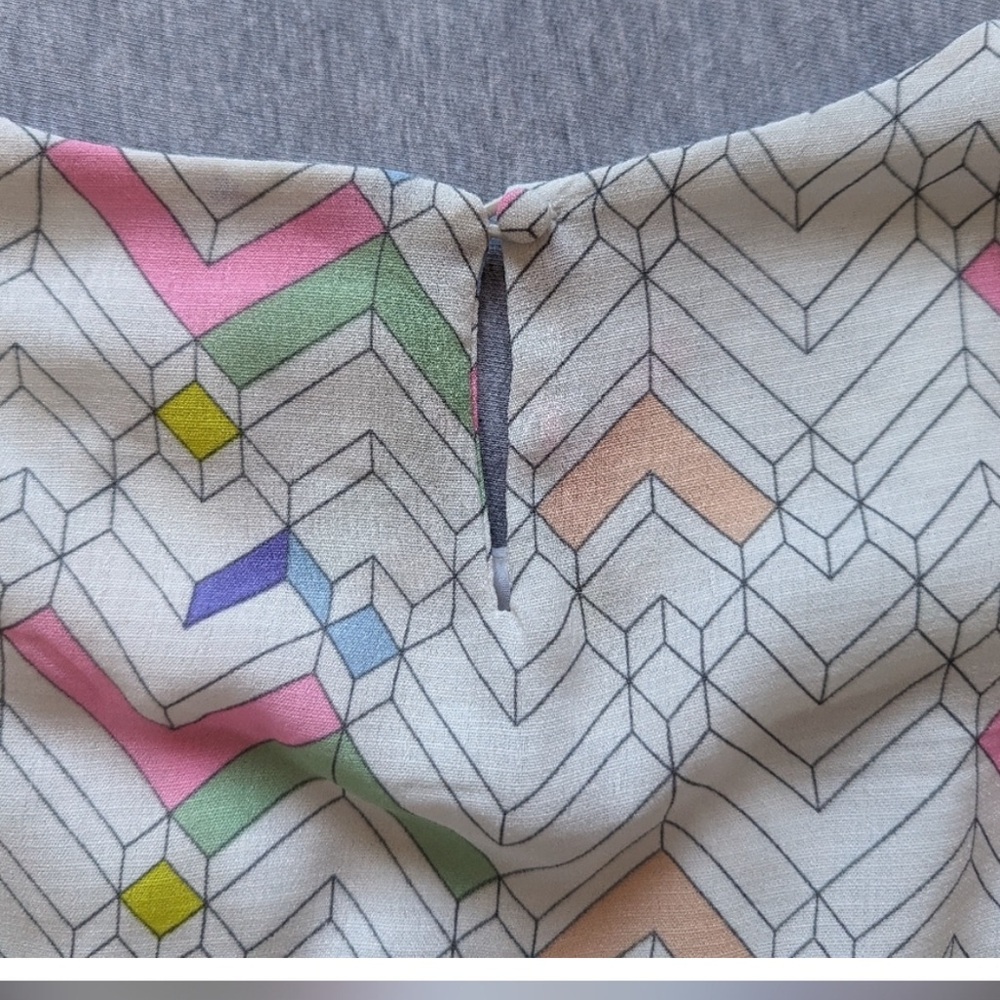 ModCloth Compania Fantastica Chevron Tiered Mini Dress M EUC Pop Art Abstract - Picture 9 of 16